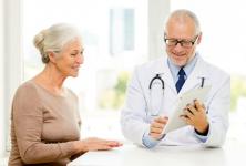 Patient and doctor having a conversation